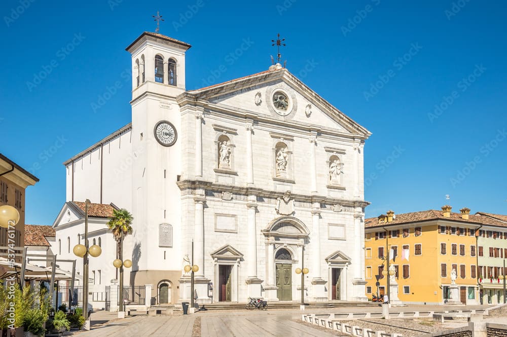 Cattedrale del Santissimo Redentore situata nella Piazza Grande di Palmanova